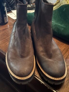 Women’s Timberland Chelsea Leather Boots Brown Size 9.5 Lug Sole